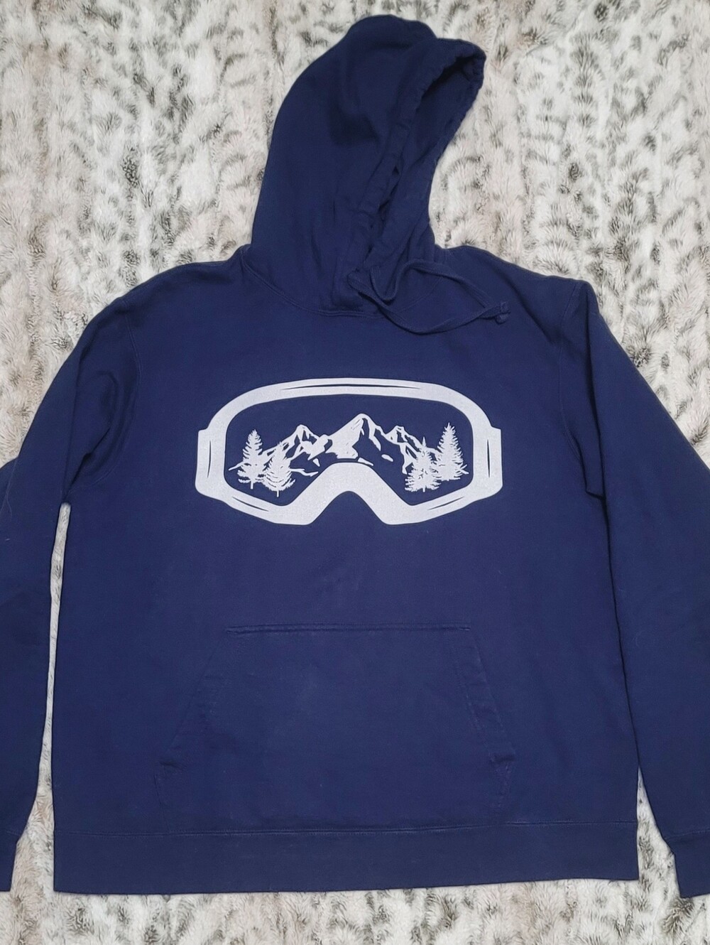 Men's Navy Pullover Hoodie with Mountain Goggles Graphic Snowboard Ski
